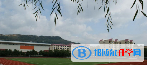 巫山縣官渡中學(xué)2021年報名條件、招生要求、招生對象 