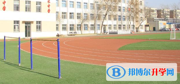 貴州省興義市第八中學(xué)2021年招生簡章