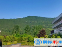 平昌縣金山中學怎么樣、好不好