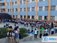 平塘民族中學2025年招生辦聯系電話