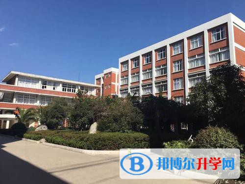 曲靖市第二中學怎么樣、好不好