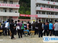 巴中市巴州區(qū)玉山中學2025年招生代碼