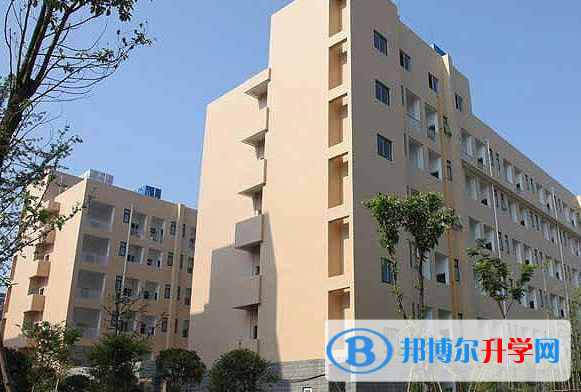 四川省米易中學(xué)校2021年報名條件、招生要求、招生對象
