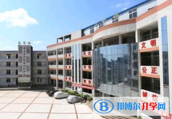 四川省安岳縣龍臺中學2022年報名條件、招生要求、招生對象