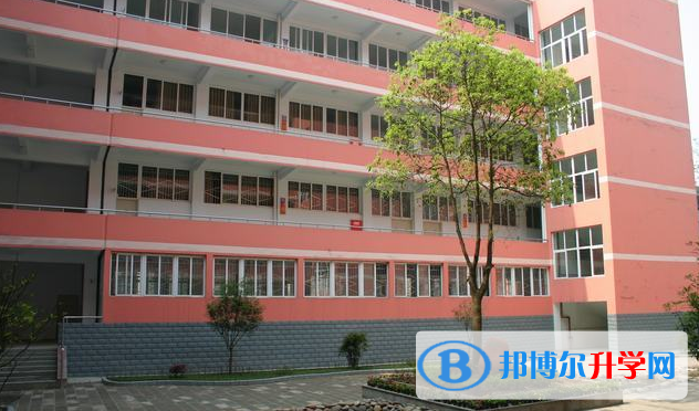 四川省宜賓市第四中學校怎么樣、好不好