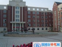 四川師大附中高中部2025年學(xué)費(fèi)、收費(fèi)多少