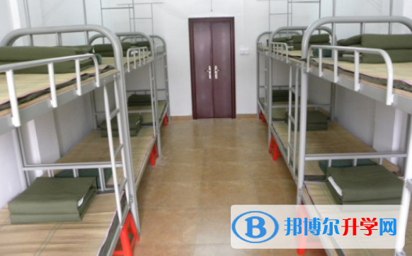 寶興靈關中學2021年宿舍條件
