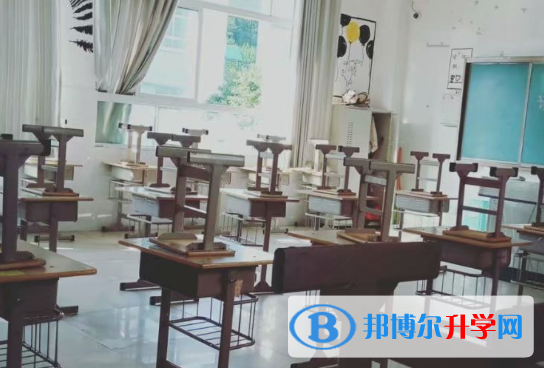 湄潭求是高級中學(xué)2021年報(bào)名條件、招生要求、招生對象