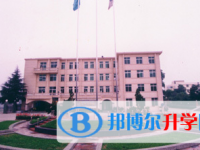 眉山車輛廠中學(xué)2025年學(xué)費(fèi)、收費(fèi)多少