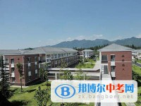 都江堰市第一中學2025年招生代碼