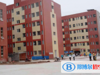 達(dá)州市銘仁園私立中學(xué)2025年招生辦聯(lián)系電話