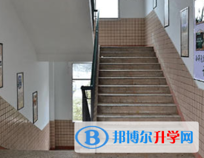 都江堰市崇義鄉中學2022年報名條件、招生要求、招生對象