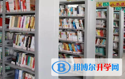 都江堰市崇義鄉中學2022年招生辦聯系電話