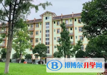 都江堰市領川實驗學校怎么樣、好不好