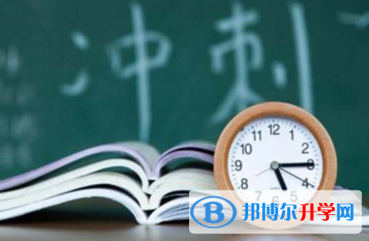 達(dá)州2022年中考沒(méi)考好可以復(fù)讀嗎