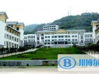 南江中學2025年招生辦聯系電話
