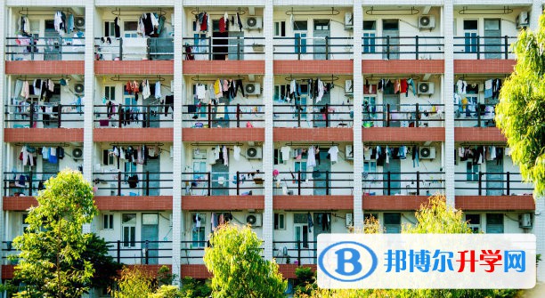 四川省都江堰中學2022年宿舍條件