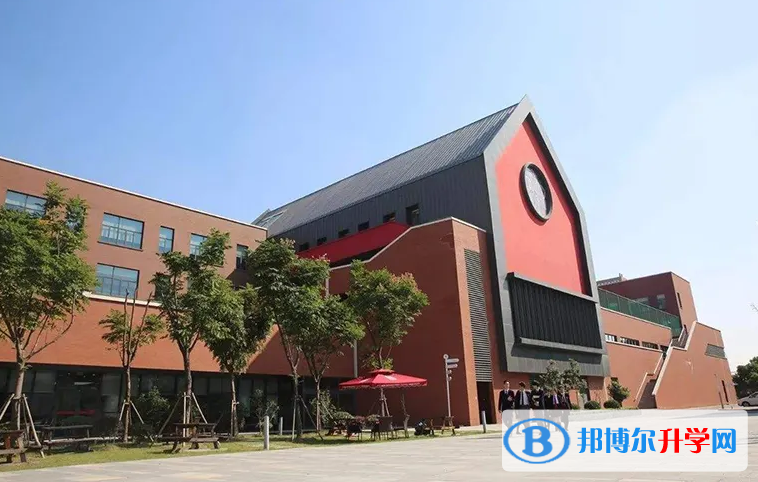  北京德威英國(guó)國(guó)際學(xué)校2023年學(xué)費(fèi)標(biāo)準(zhǔn)