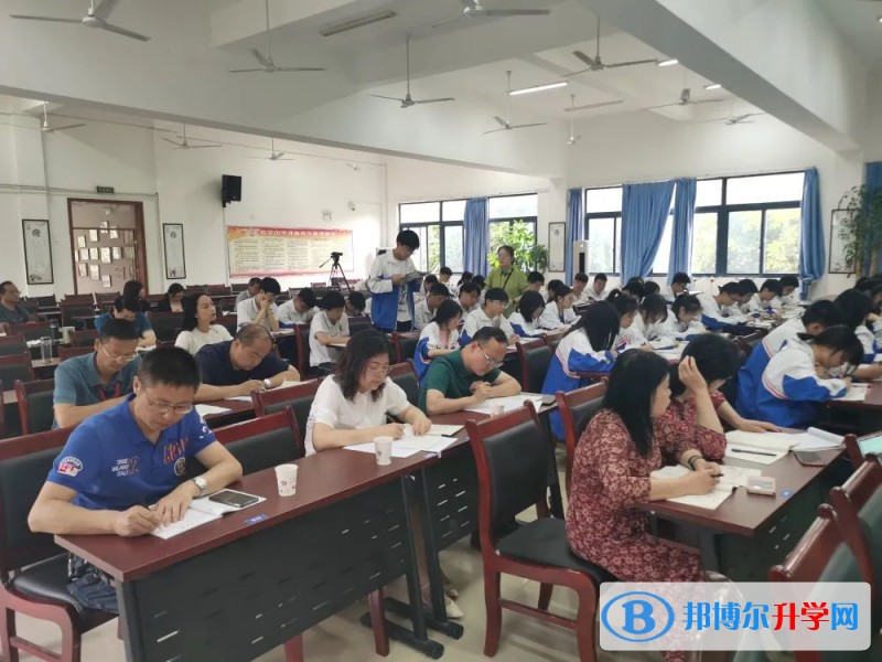 彭州市濛陽中學2022年報名條件、招生要求、招生對象