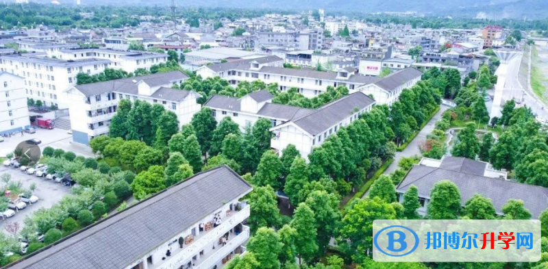 崇州市懷遠鎮中學2022年怎么樣、好不好