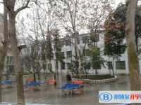 貴州省遵義縣高坪中學(xué)2025招生計(jì)劃