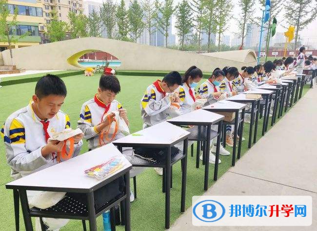 美中美育美國高中上海校區2023年入學考試