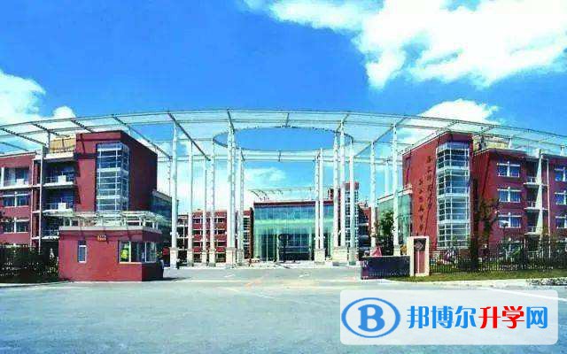 華師大一附中劍橋中心2022年入學考試