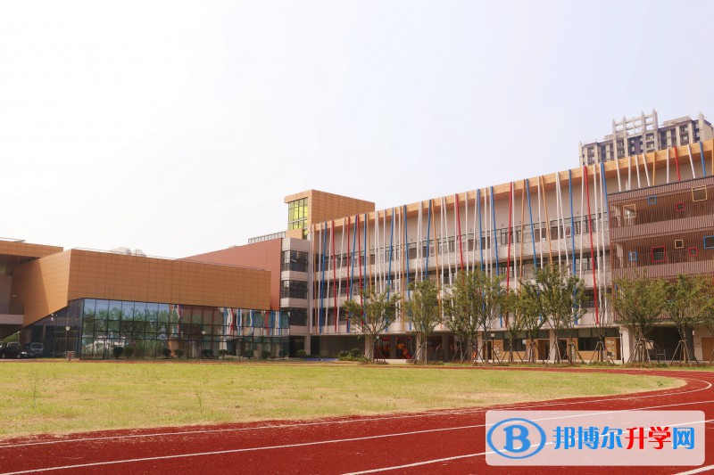 上海東方外國語學校2023年入學考試
