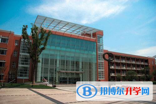 上海華東師范大學(xué)第二附屬中學(xué)國際部2023年學(xué)費(fèi)標(biāo)準(zhǔn)