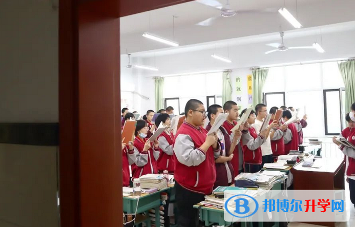 石家莊私立第一中學(xué)2023年招生辦聯(lián)系電話(huà)