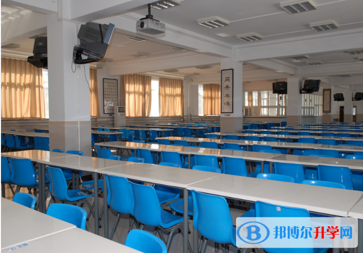 北京第八中學(xué)2023年宿舍條件