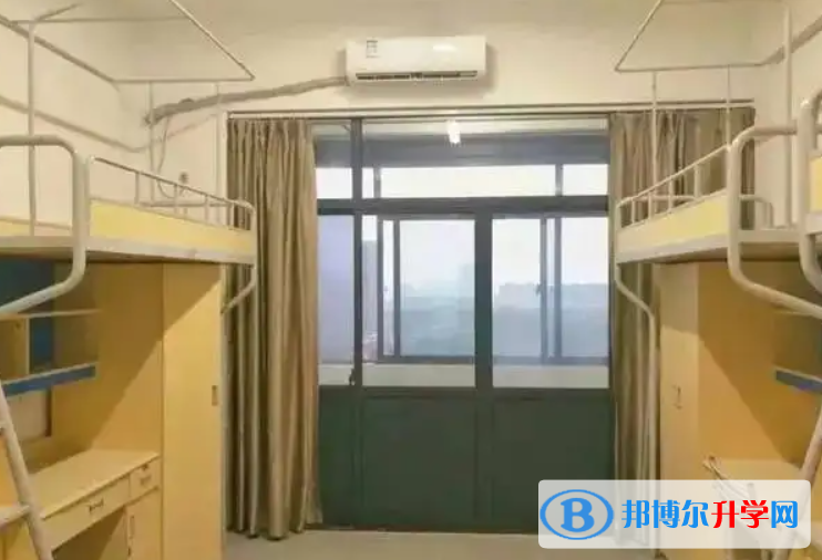 南京人民中學2023年宿舍條件
