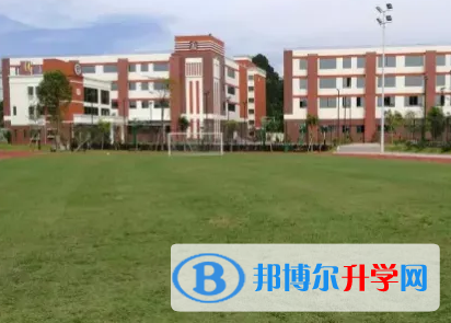 深圳珊蒂泉外國語學校2023年學費標準