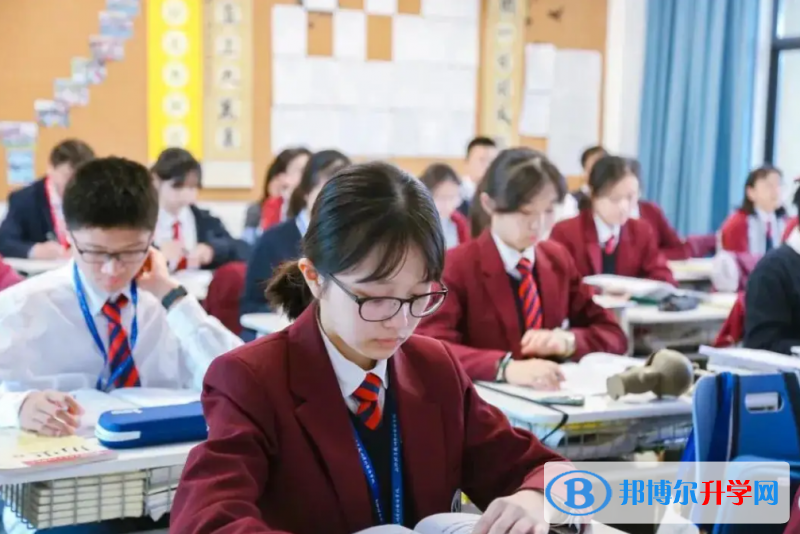 中加楓華國際學(xué)校初中部2022年11月校園開放日免費預(yù)約