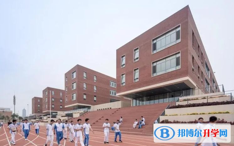 天津第十四中學國際高中2023年學費標準