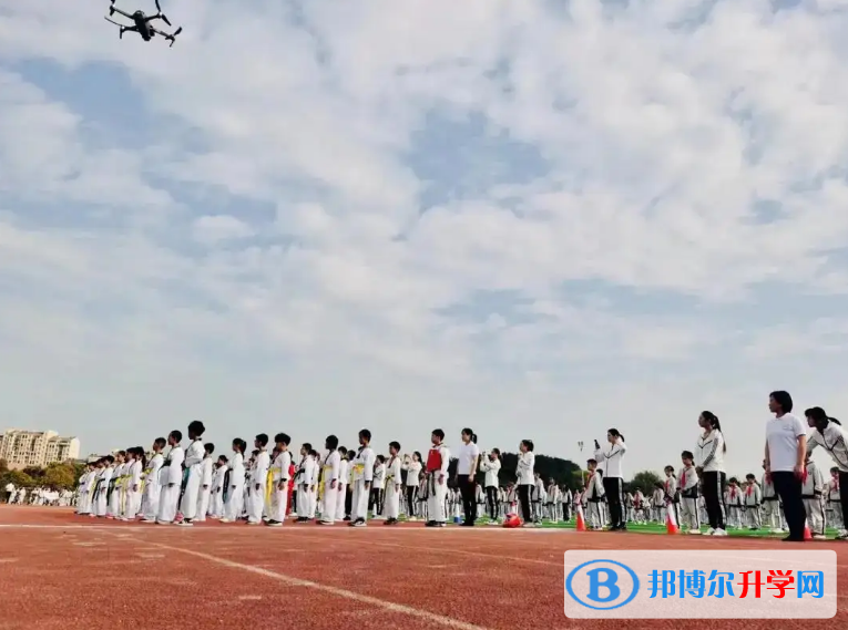 中加楓華國(guó)際學(xué)校小學(xué)部2022年12月3日校園開(kāi)放日免費(fèi)預(yù)約