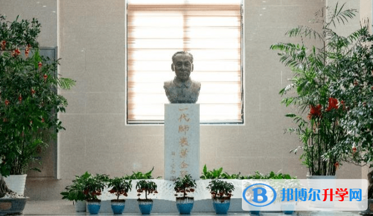 上海市敬業中學2023年招生代碼 