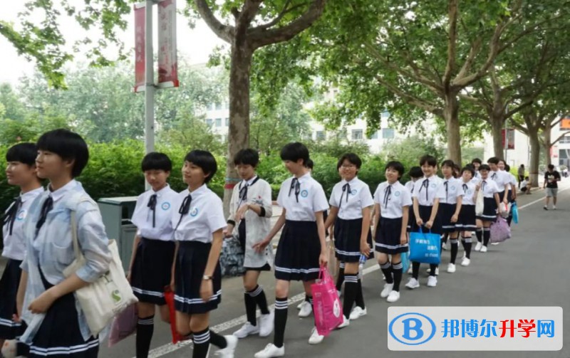 河北師范大學(xué)田家炳中學(xué)2023年招生政策