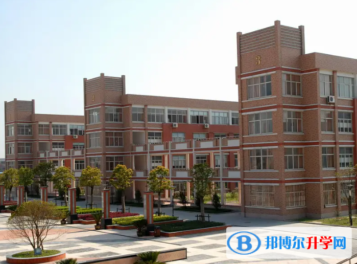 長春市第八中學2022最低投檔分數線