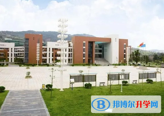 青島各普通高中2022學(xué)費(fèi)標(biāo)準(zhǔn)