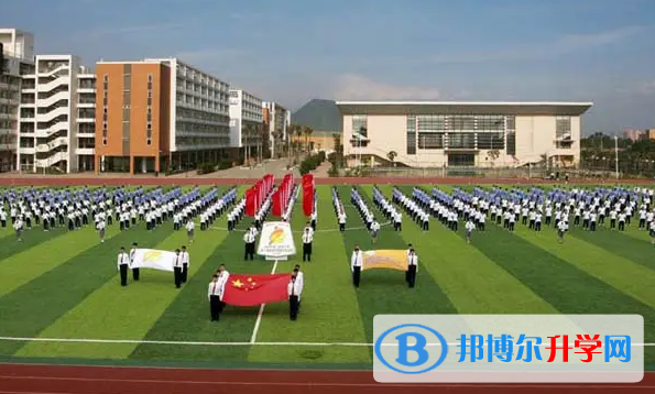 青島局屬公辦普通高中2022錄取控制分數線