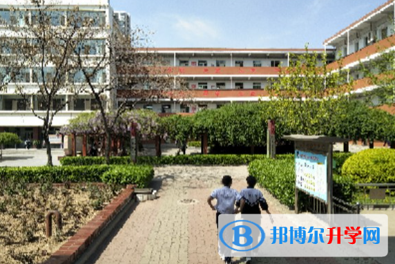 太原成成中學校2023年學費、收費多少