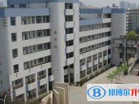 2025鄂爾多斯中考語文滿分是多少？