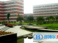 2025呼和浩特中考數(shù)學(xué)滿分是多少？