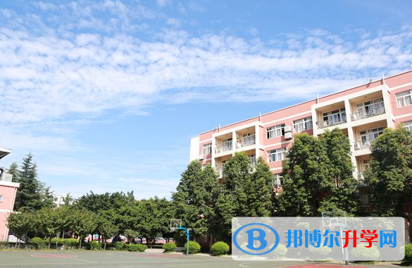 2022畢節(jié)梁才學(xué)校、清華國(guó)中、東辰實(shí)驗(yàn)學(xué)校錄取分?jǐn)?shù)線(2023參考)