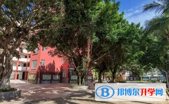 2023年?？谑虚L流中學(xué)招生錄取分?jǐn)?shù)線