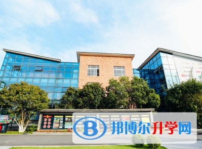 2023年寧波至誠學校入學條件