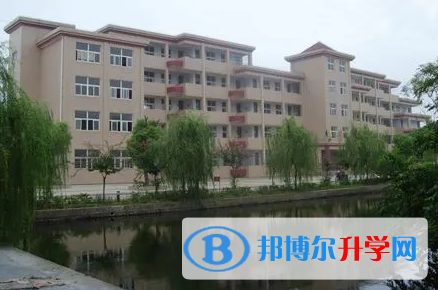 廬江泥河中學(xué)、白山中學(xué)錄取分?jǐn)?shù)線(2023年參考)