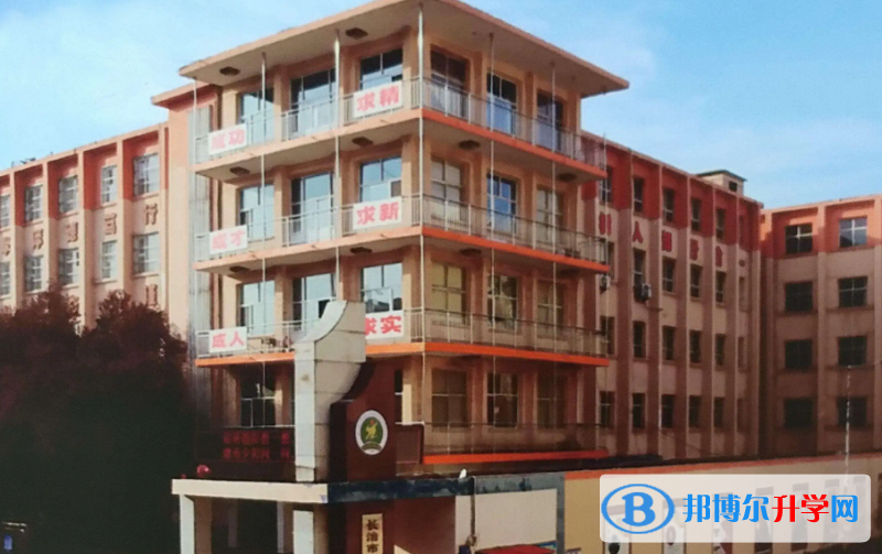 長治市潞州區(qū)實(shí)驗(yàn)中學(xué)、潞州區(qū)二中錄取分?jǐn)?shù)線(2023年參考)