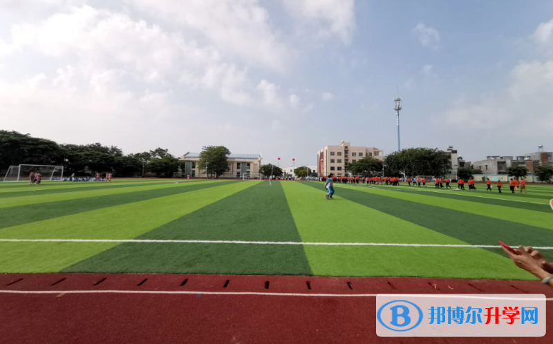 2023臨高縣新盈中學多少錢(學費明細)